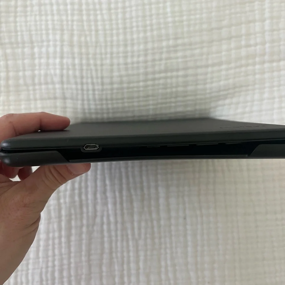 Black Tablet Keyboard Case